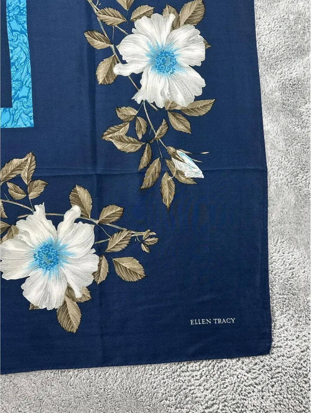 Ellen Tracy Vintage Floral Navy‎ Scarf